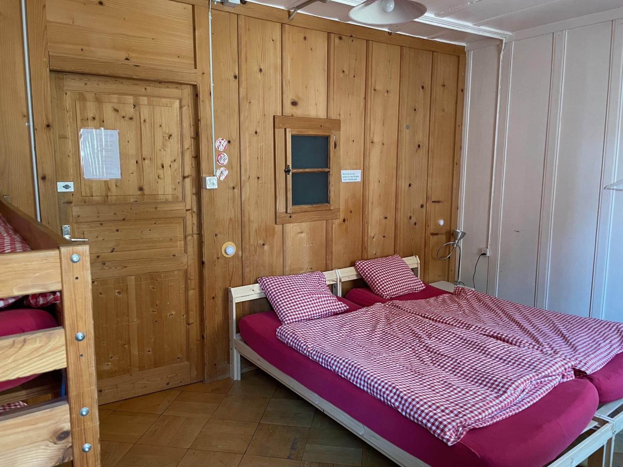 Maison La Coquille La Chaux De Fonds Екстериор снимка